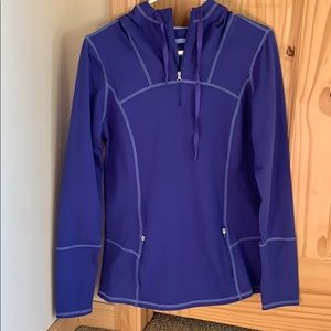 Athletic quarter zip